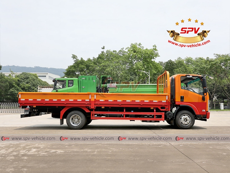 Freight Truck ISUZU NPR - Right Side View